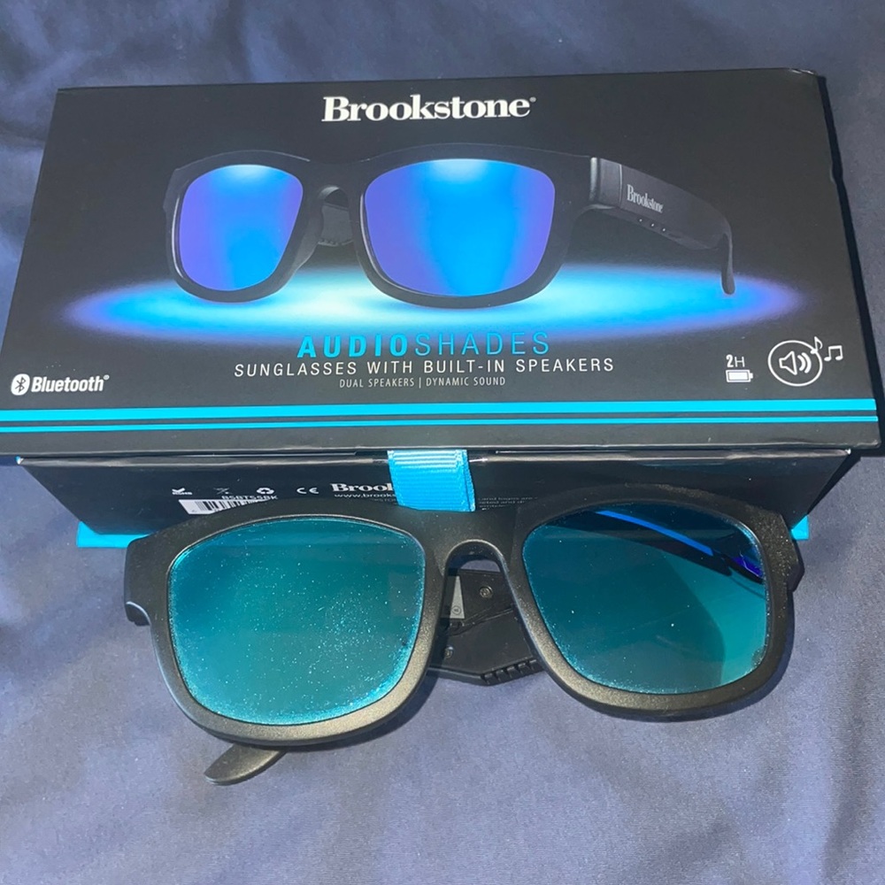 BROOKSTONE AUDIO SUNGLASSES